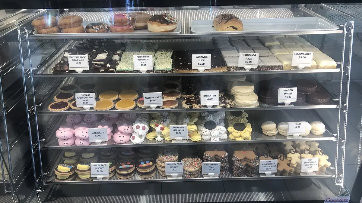 Browning The Bakers – bakery in Hillhead, Kilmarnock